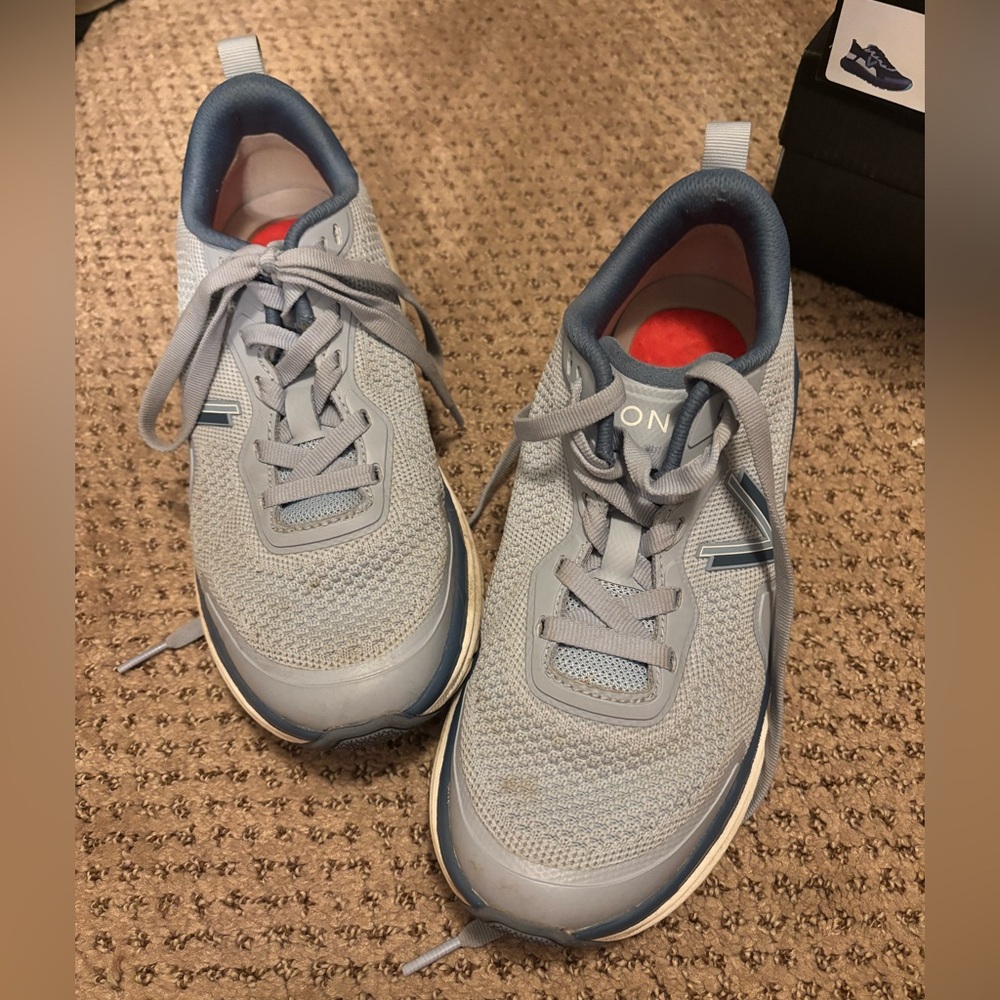 Vionic Women's Gray Athletic Shoes